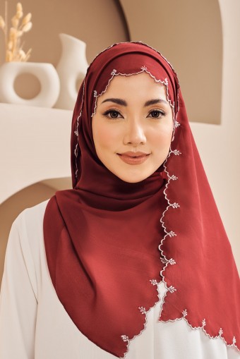 LELIA Sulam Shawl in Burgundy